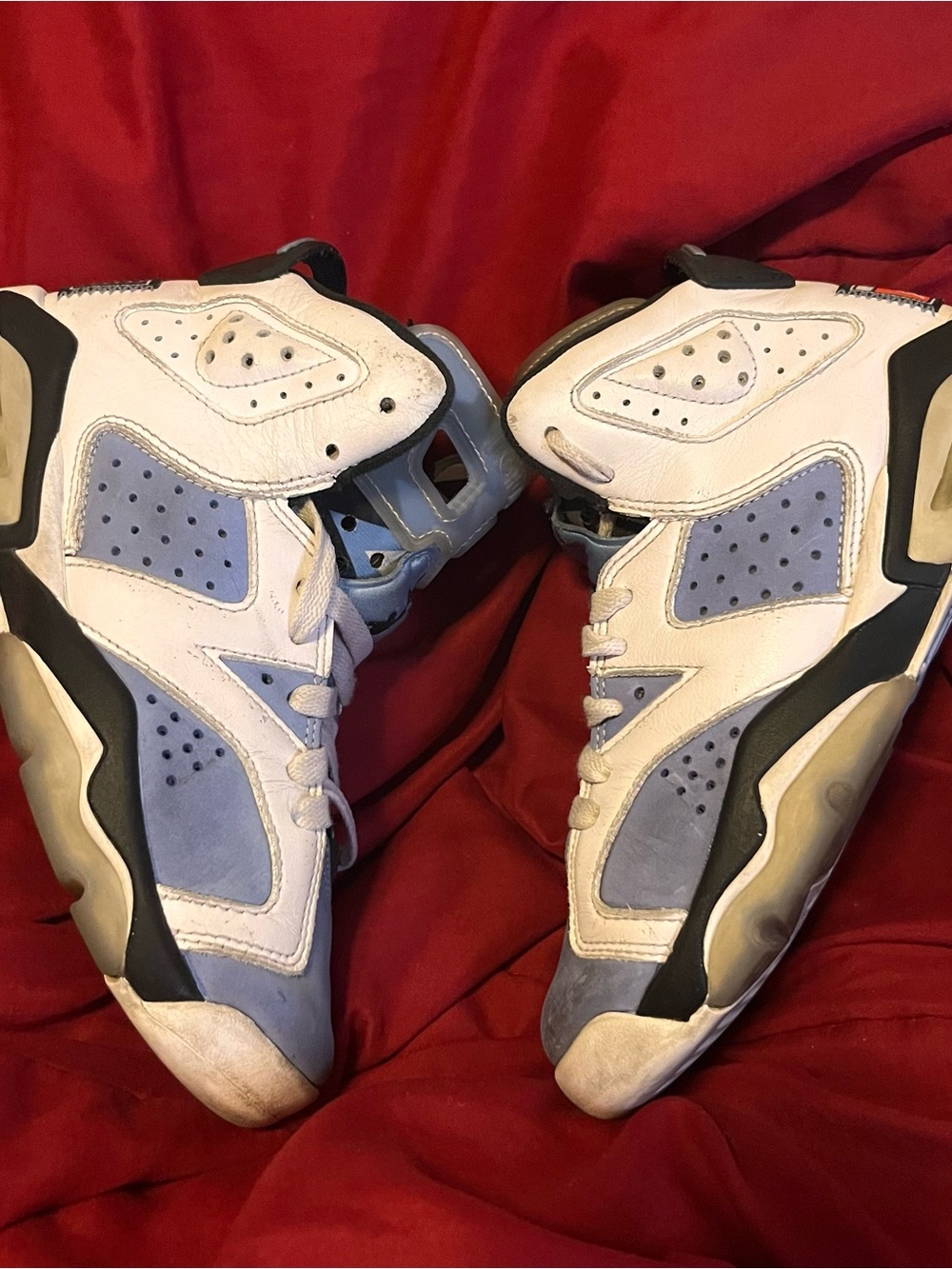 Youth Jordan Retro 6 ‘UNC’ Shoes (3.5Y)